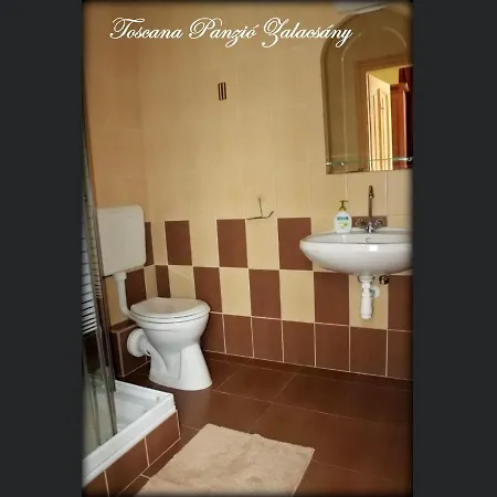 Toscana Etterem Es Panzio Zalacsány