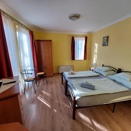 Bed & Breakfast Toscana Etterem Es Panzio 3*