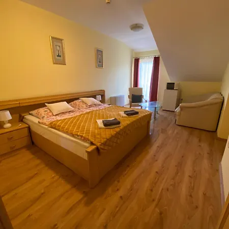 Toscana Panzio 3* Zalacsány