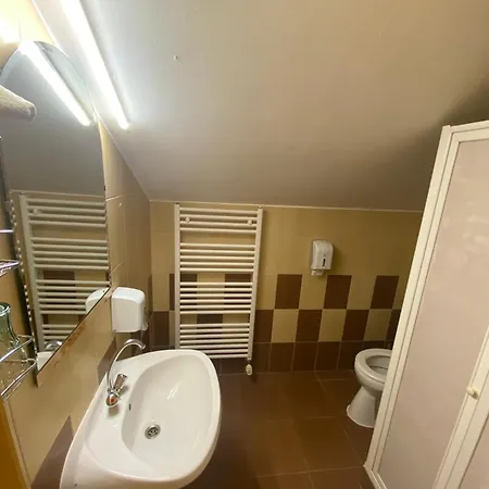 Toscana Etterem Es Panzio