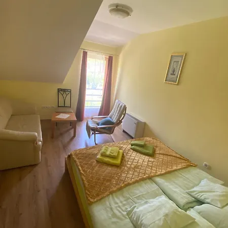 Toscana Etterem Es Panzio
