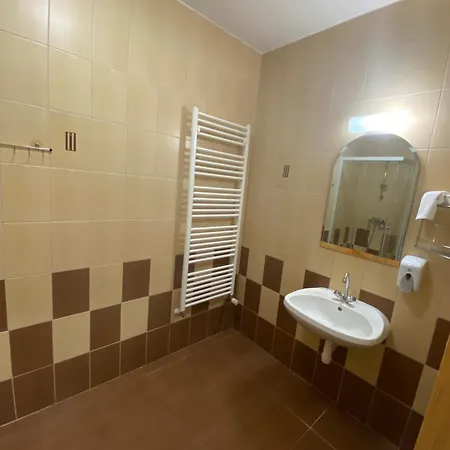 Toscana Etterem Es Panzio